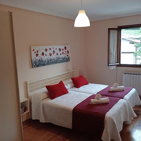 Lopenea Villa Garzáin Екстериор снимка